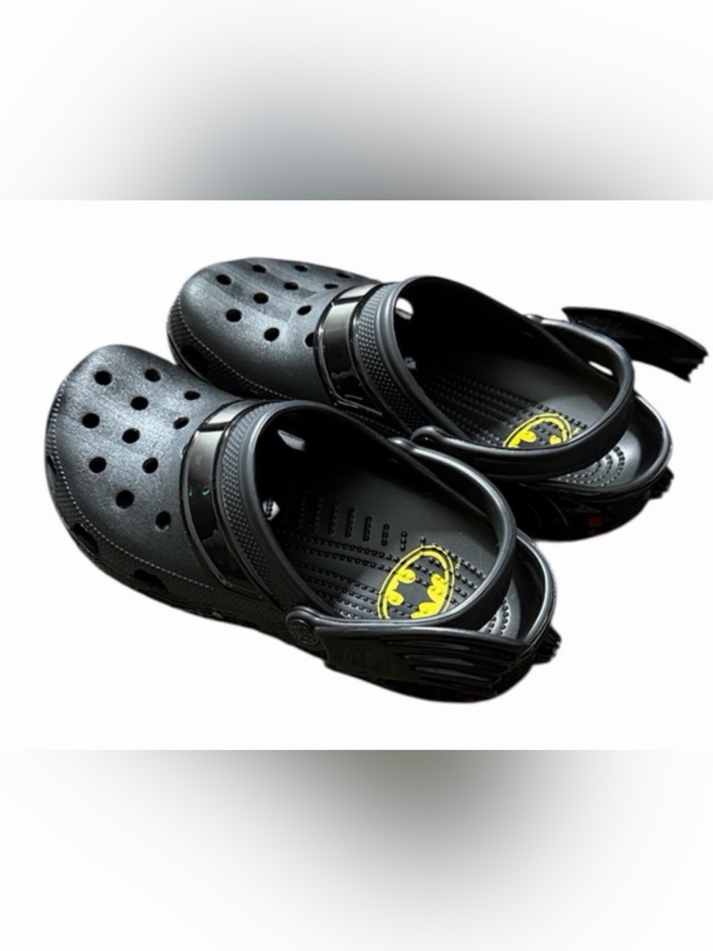 Crocs x Batman /Men’s 8/Woman’s 10